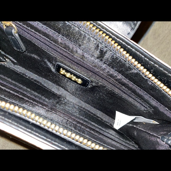 Bebe Clutch - Picture 5 of 5